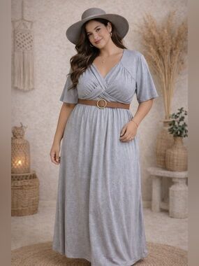 🔥5/$35🔥Gray Twist-Front Maxi Dress | 1-2X